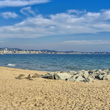 L'open-12 By Interhome * Fréjus