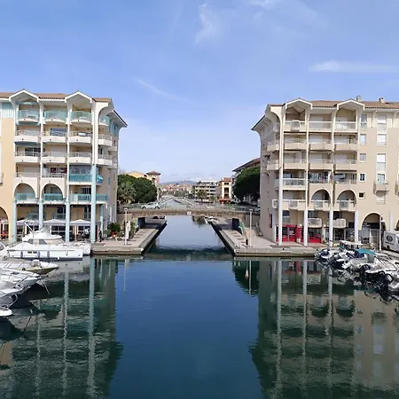 L'open-12 By Interhome * Fréjus
